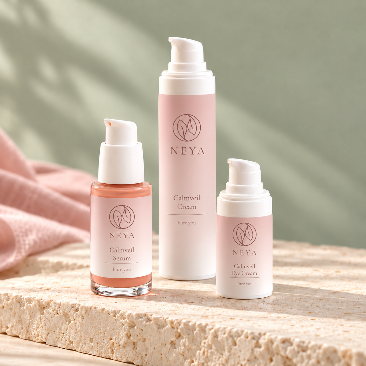 Les trois soins du coffret Calmveil : sérum, crème visage et contour des yeux NEYA Pure